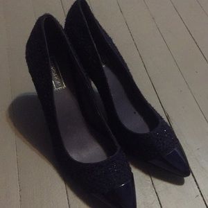 Navy textured heels